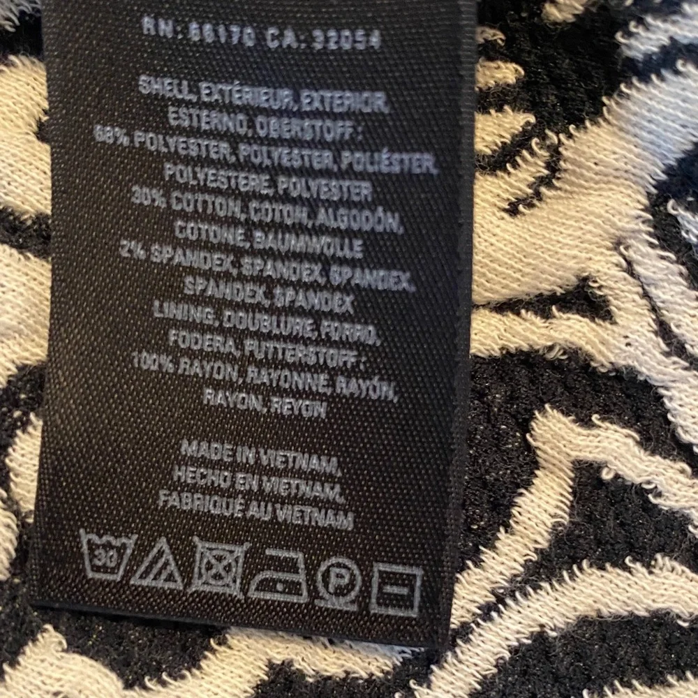 Anthropologie Black Ivory Jacquard Dress Size S Structured Fit & Flare NWT - Picture 6 of 13